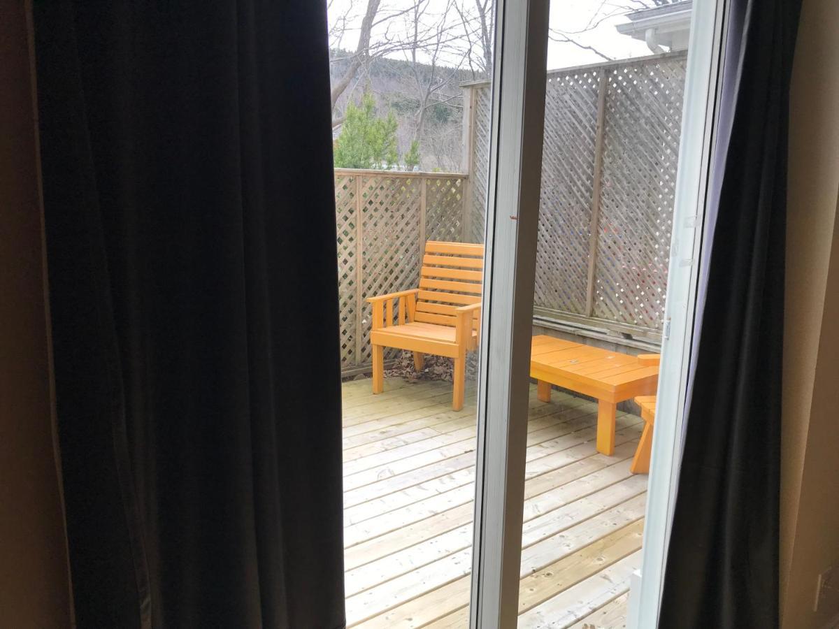 Leaside Manor Bed & Breakfast Сент Джонс Екстериор снимка